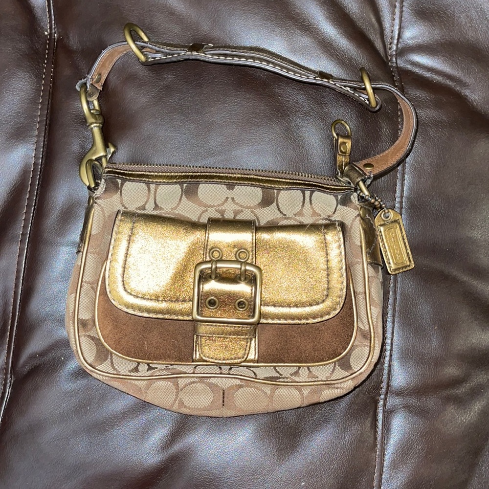 Vintage Coach. Authentic E04U-1495